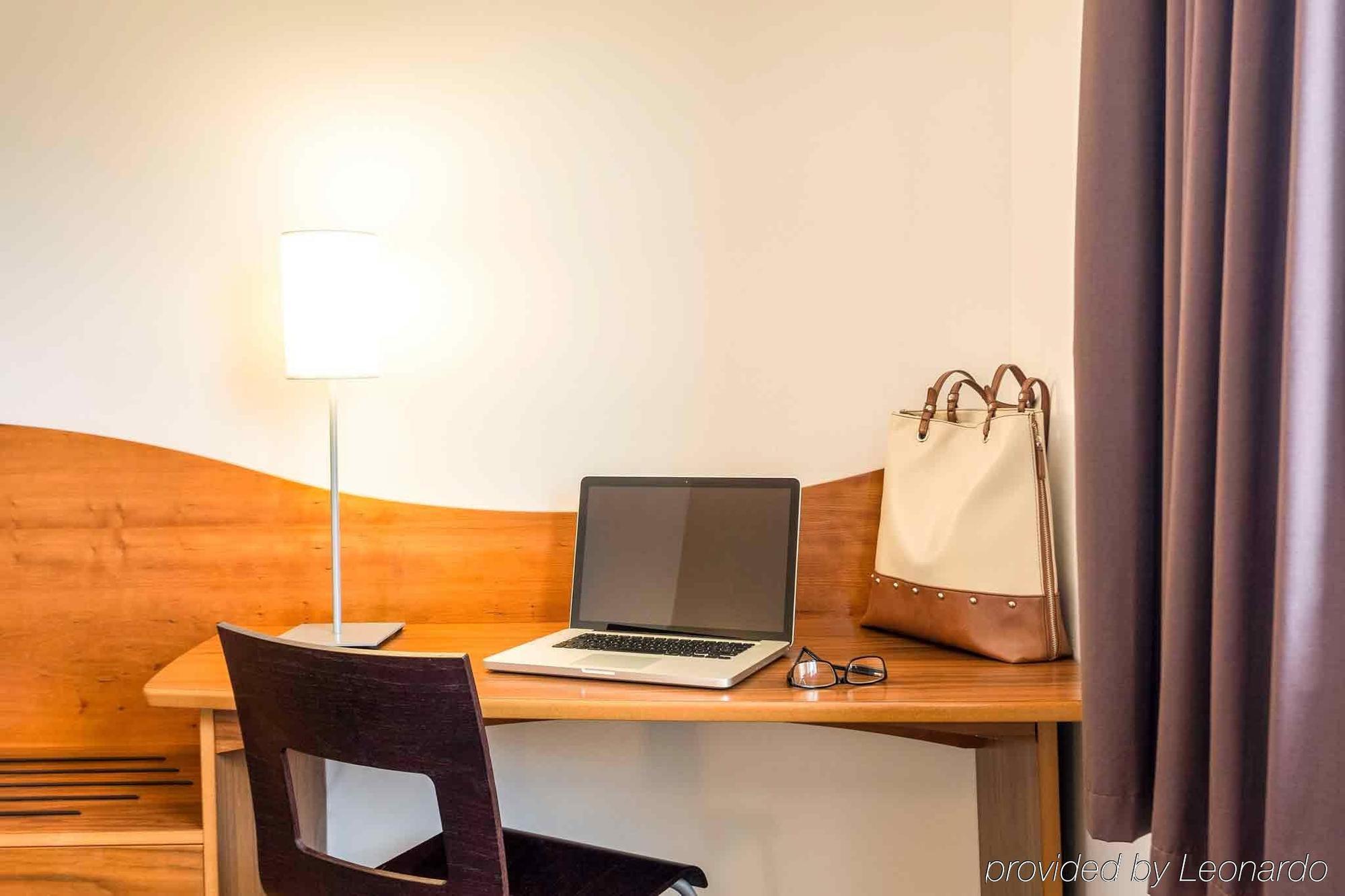 Ibis Hotel Northampton Centre Zewnętrze zdjęcie